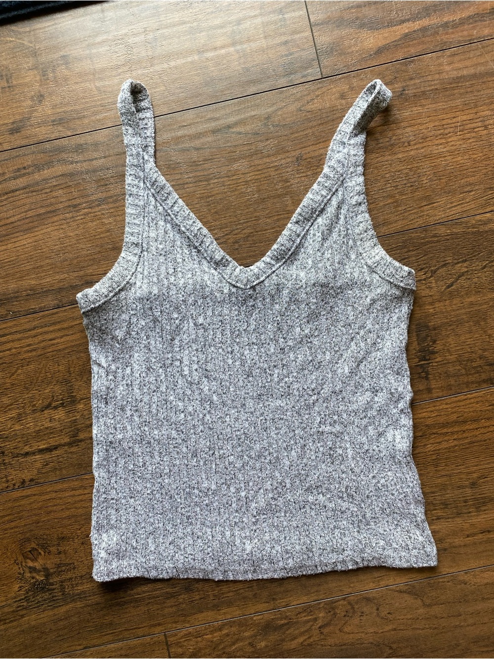 AE Soft Knit V-Neck Tank Top